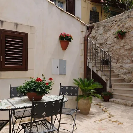 Bed & Breakfast Scicli بيت ضيافة