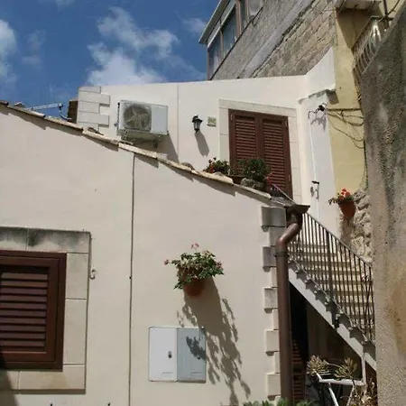 Bed & Breakfast Scicli شيكلي